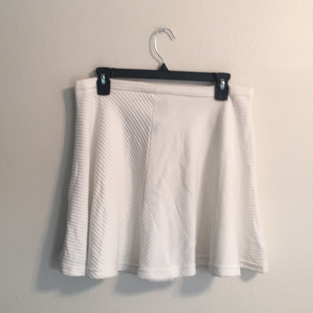Ladies Forever 21 Ladies skirt, size L